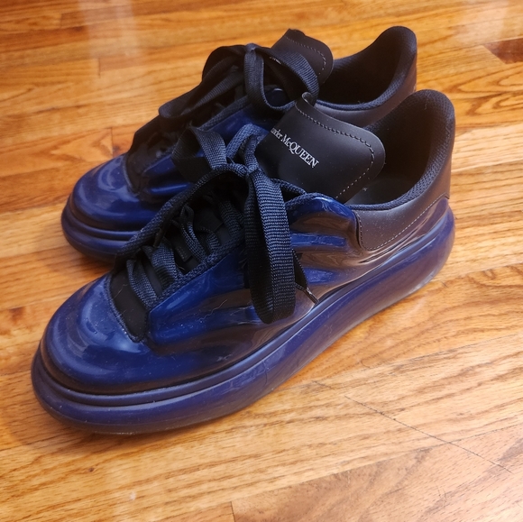 Alexander McQueen Other - Alexander McQueen Oversized Lux Gloss Navy Sneakers